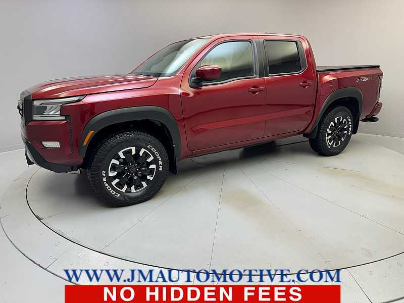 2022 Nissan Frontier PRO-4X's photo