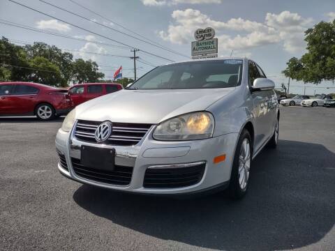 2010 Volkswagen Jetta for sale at BAYSIDE AUTOMALL in Lakeland FL