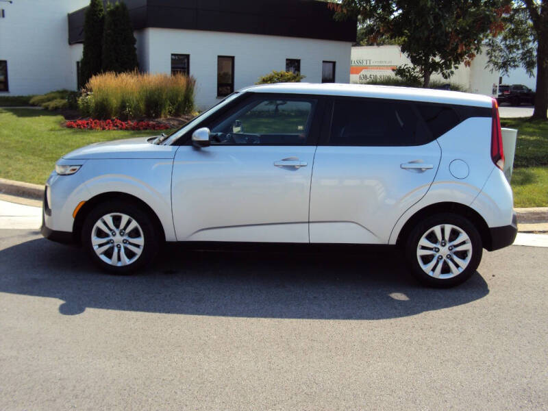 2020 Kia Soul LX photo 4