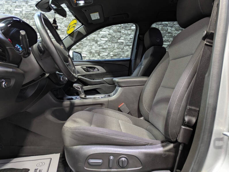 2022 Chevrolet Traverse LT