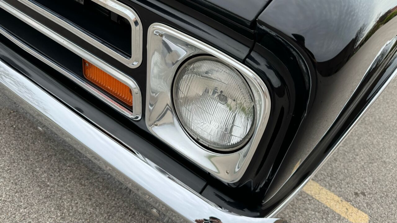 1968 Chevrolet C/K 10 Series 18