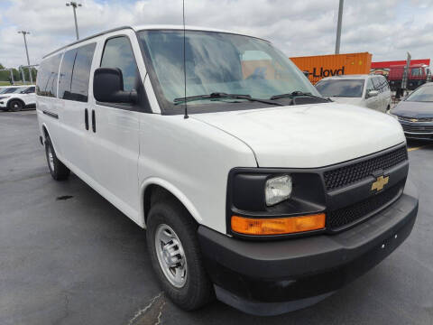 2017 Chevrolet Express LS 3500