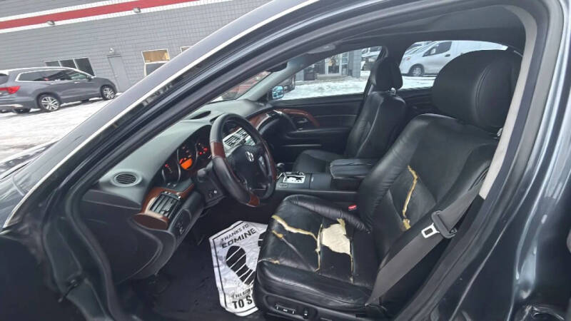 2005 Acura RL SH-AWD