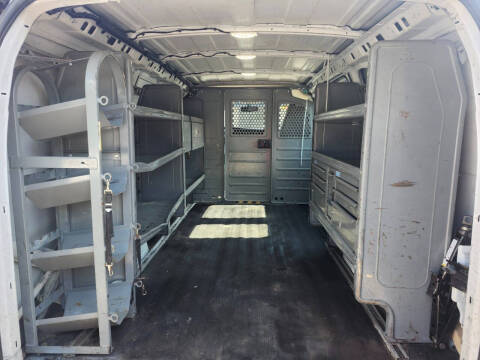 2016 Chevrolet Express 2500