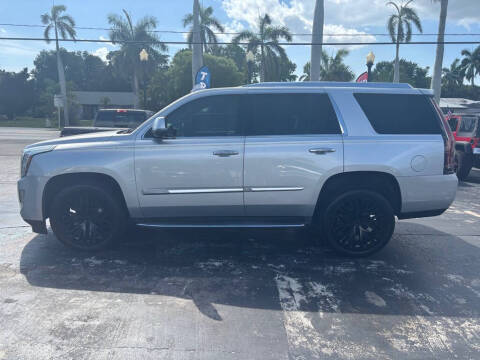 2017 Cadillac Escalade Luxury