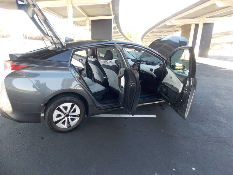 2018 Toyota Prius Three