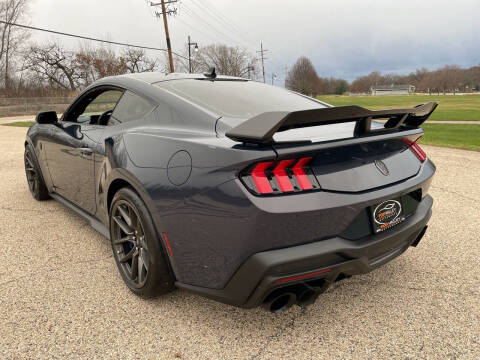2024 Ford Mustang Dark Horse