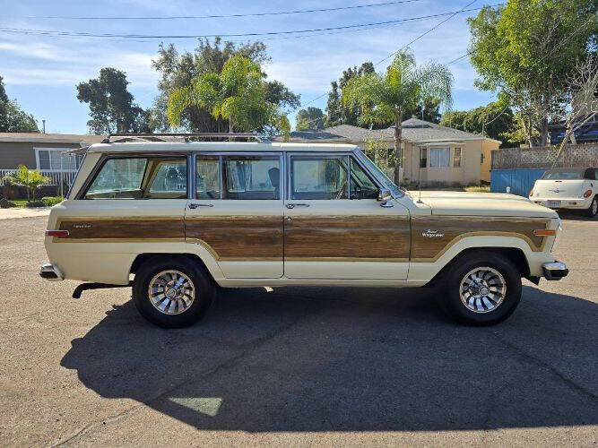 1986 Jeep Grand Wagoneer