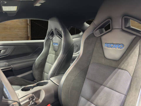 2024 Ford Mustang Dark Horse