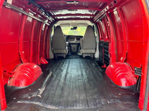 2024 Chevrolet Express 2500