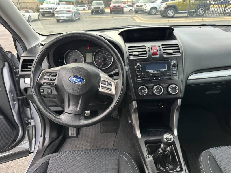 2014 Subaru Forester 2.5i