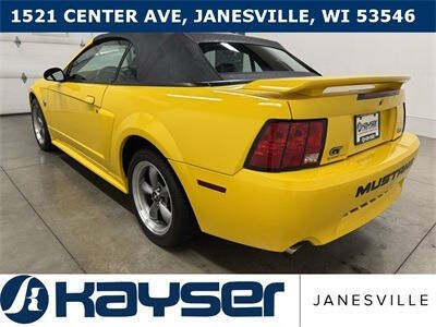 2004 Ford Mustang GT Deluxe