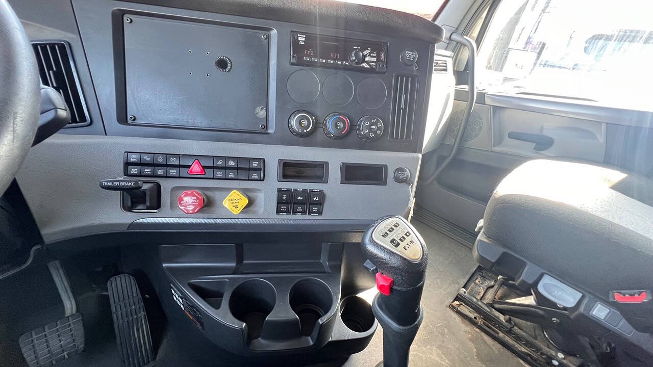 2020 Freightliner Cascadia for sale at KING TRUCK TRAILER SALES in Bakersfield, CA