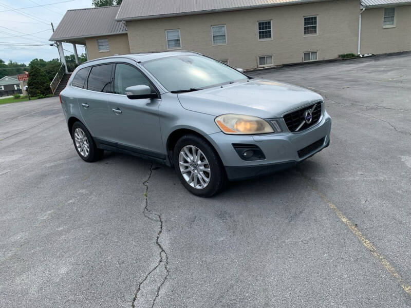 2010 Volvo XC60 for sale at TRAVIS AUTOMOTIVE in Corryton TN