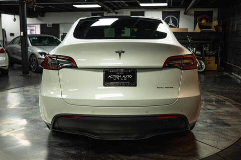 2022 Tesla Model Y Long Range