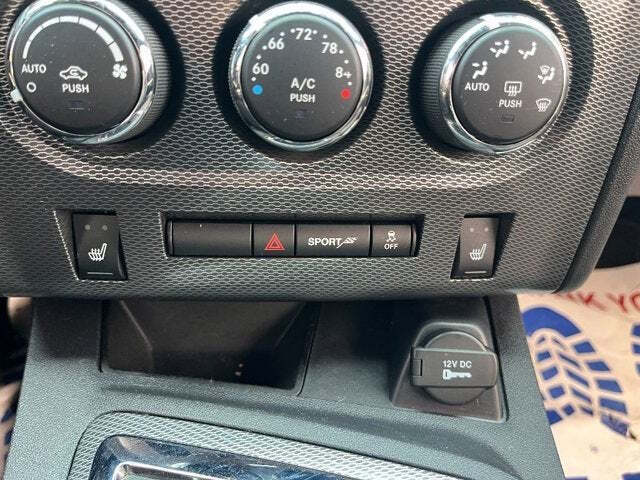 2013 Dodge Challenger 30