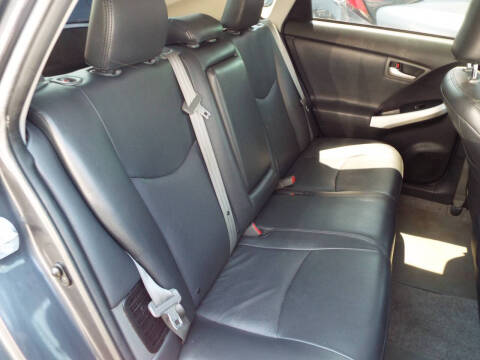 2014 Toyota Prius Plug-in Hybrid Advanced