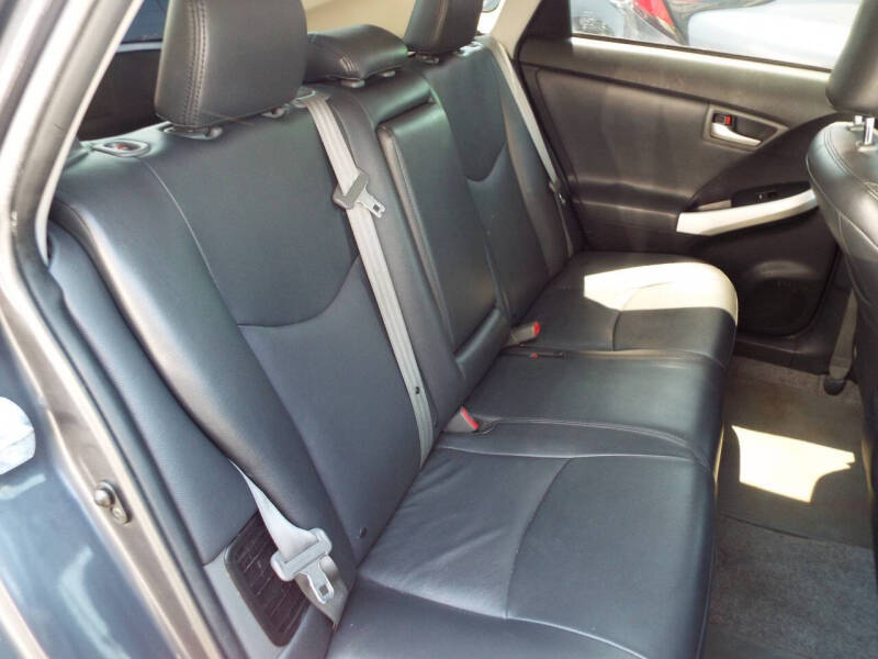 2014 Toyota Prius Plug-in Hybrid Advanced