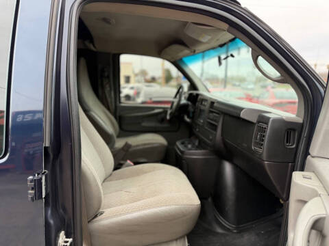 2011 GMC Savana 2500