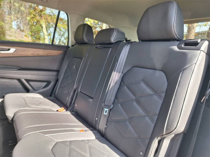 2026 Volkswagen Atlas SE