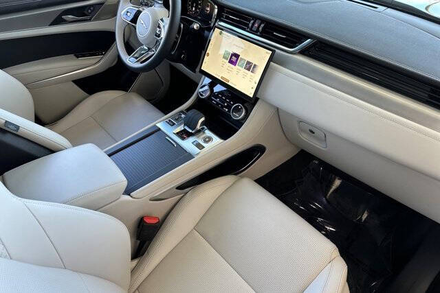 2026 Jaguar F-PACE P250 R-Dynamic S