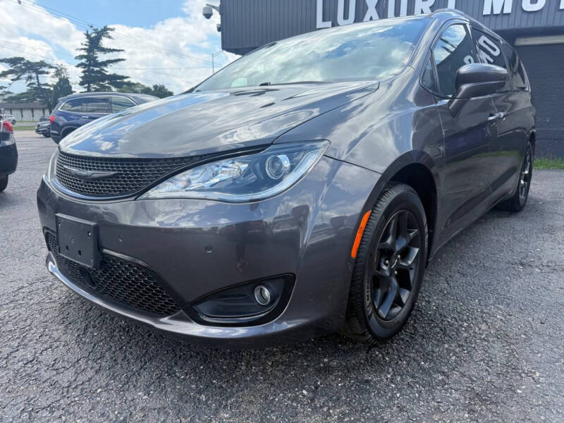 2019 Chrysler Pacifica Touring L
