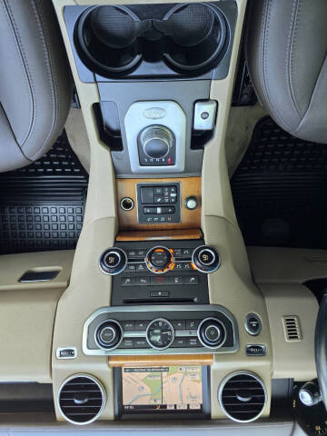 2016 Land Rover LR4 HSE LUX