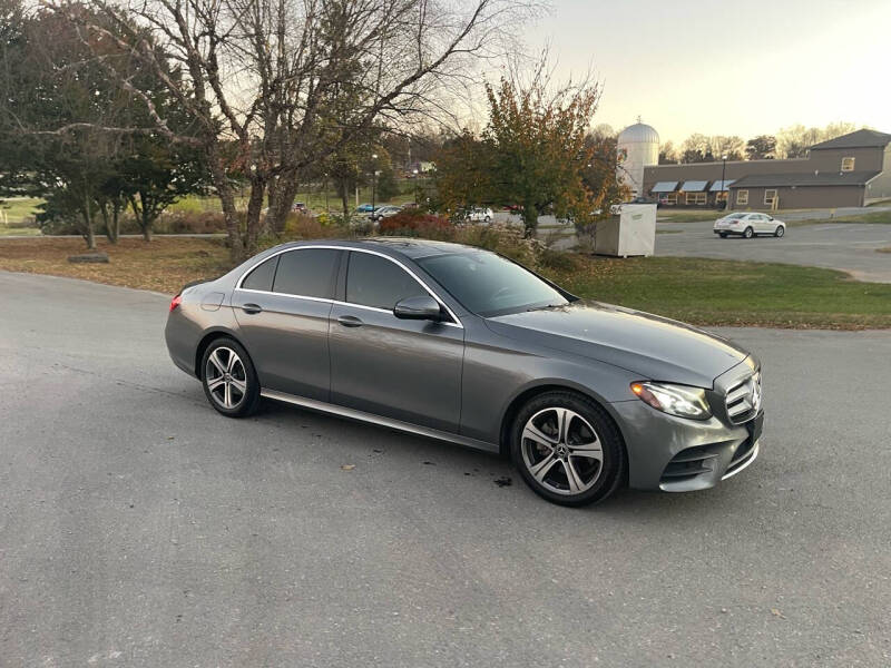 2018 Mercedes-Benz E-Class E300 photo 7