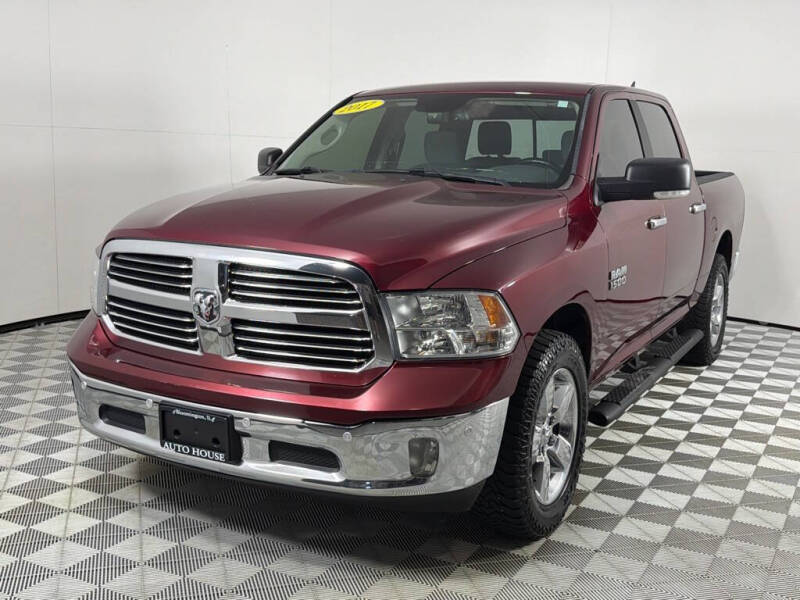 2017 RAM 1500 SLT