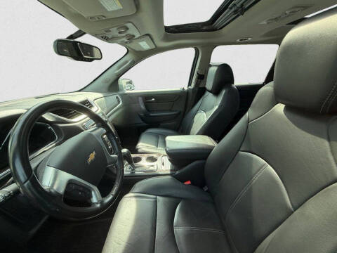 2017 Chevrolet Traverse LT