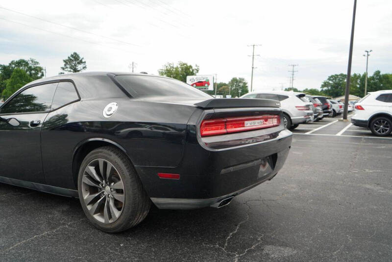 2014 Dodge Challenger SRT8 Core