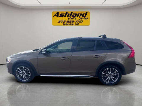 2016 Volvo V60 Cross Country T5