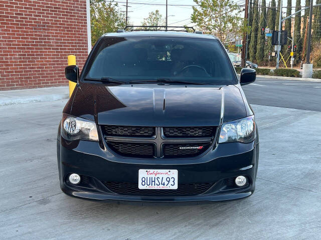 2019 Dodge Grand Caravan for sale at R&G Auto Sales in Tujunga, CA