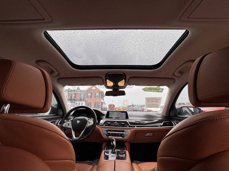 2018 BMW 7 Series 740i xDrive