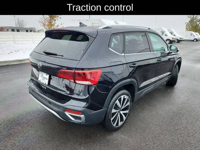 2024 Volkswagen Taos SE