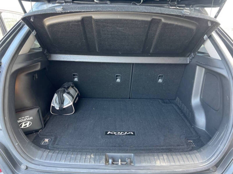 2021 Hyundai Kona SEL Plus