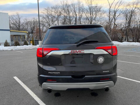 2018 GMC Acadia SLE-2