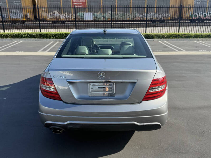 2012 Mercedes-Benz C-Class C 250 Luxury