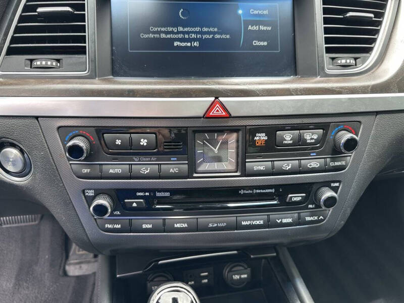 2016 Hyundai Genesis