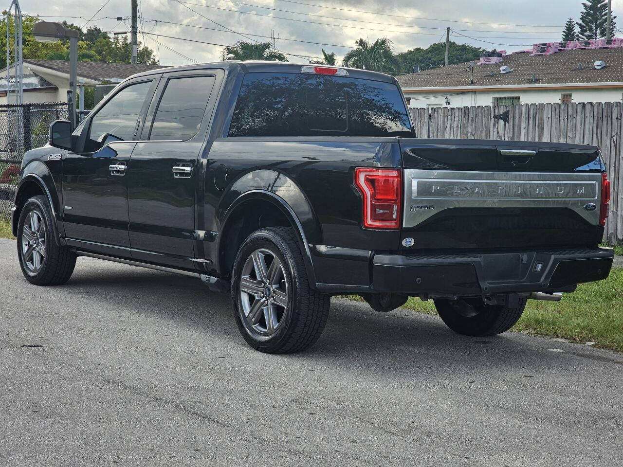 2015 FORD F-150 Pickup - $20,535