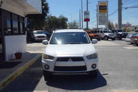 2010 Mitsubishi Outlander SE