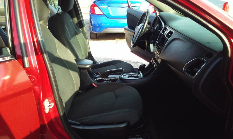 2011 Chrysler 200 Touring