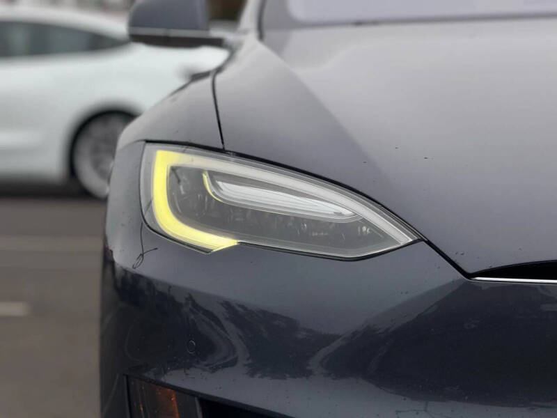 2016 Tesla Model S