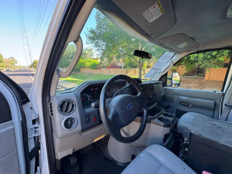 2010 Ford E-Series E-250