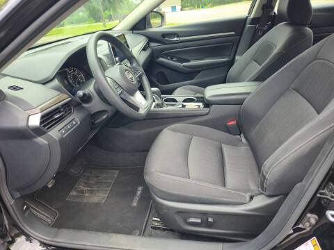 2023 Nissan Altima 2.5 SV