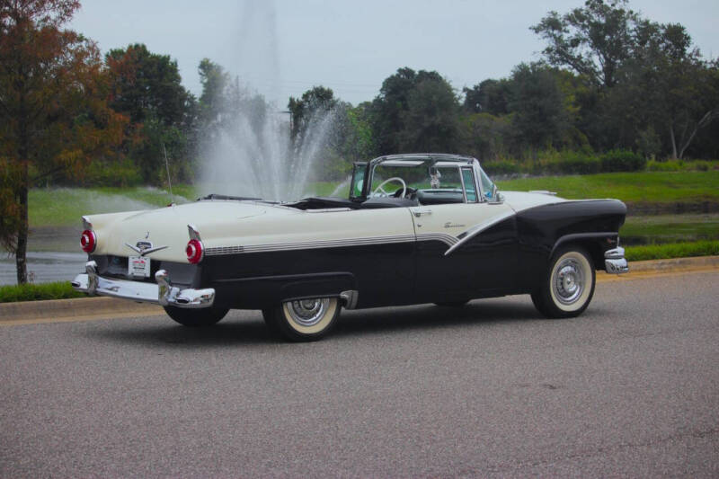 1956 Ford Fairlane
