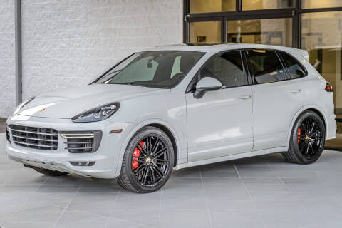 2016 Porsche Cayenne GTS