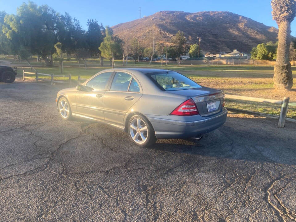 2005 Mercedes-Benz C-Class for sale at GLOBAL VEHICLE EXCHANGE LLC in Somerton, AZ