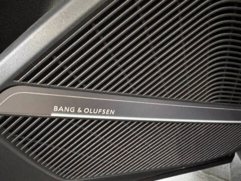 2024 Audi SQ5 3.0T quattro Premium Plus