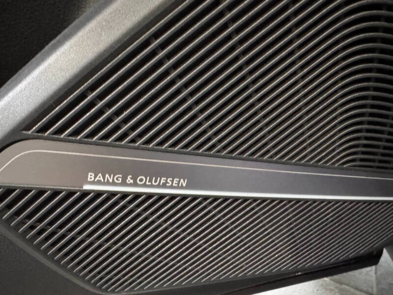 2024 Audi SQ5 3.0T quattro Premium Plus